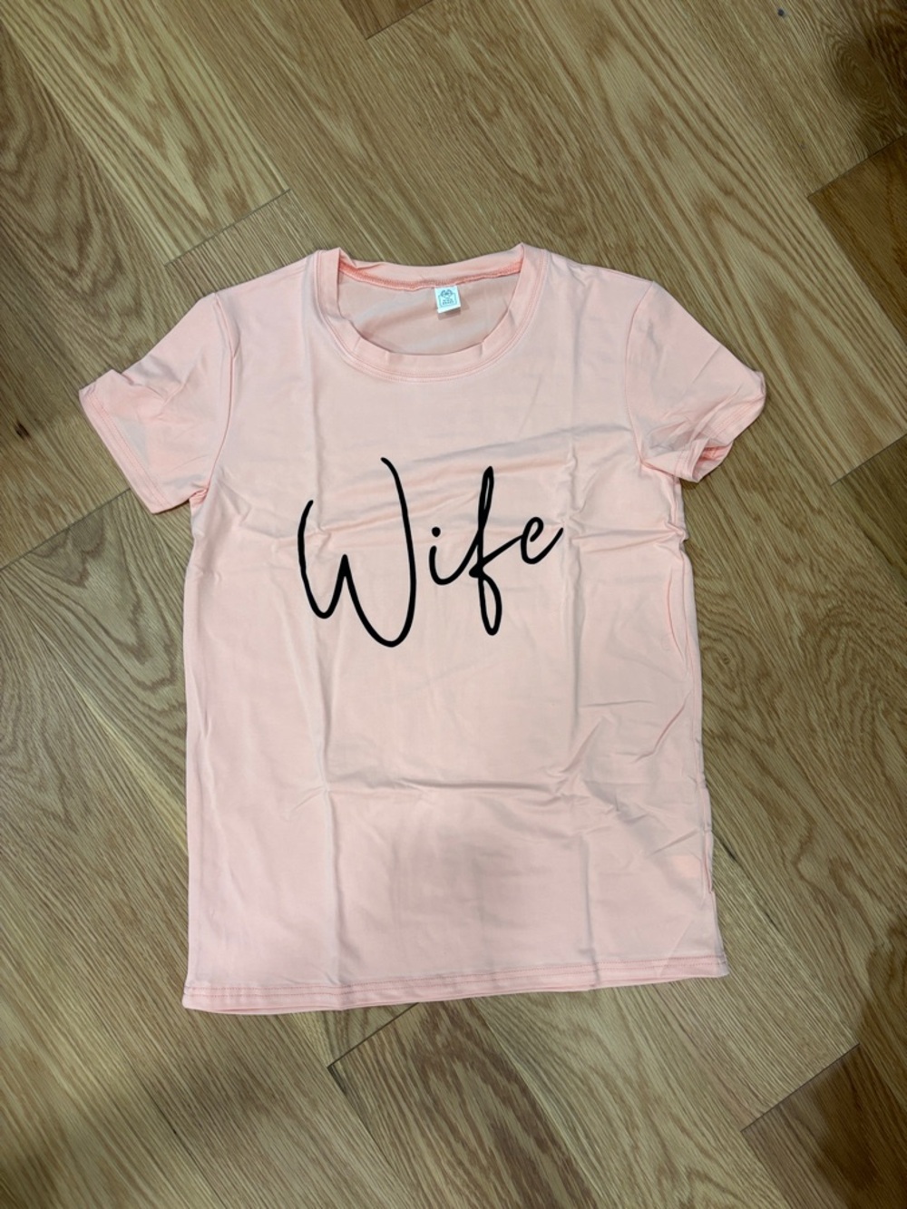 NWT Wife Graphic Tee Pink Short Sleeve T-Shirt Women’s Size Small Bridal Bride